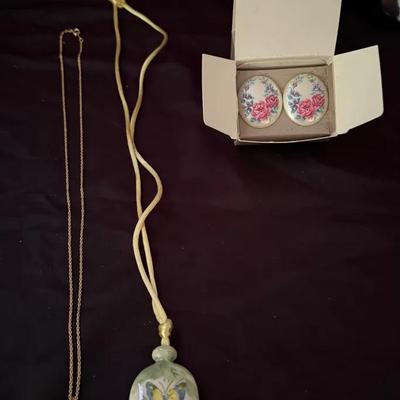 Lot 441: Vintage Porcelain Jewelry Lot – Butterfly Pendant, Floral Heart Necklace & Floral Earrings 