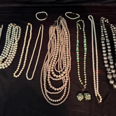 Lot 414: Vintage Beaded & Pearl Costume Necklaces with Clip-On Earrings – Mixed Styles and Colo