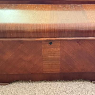 Lot 444: Vintage Cedar Hope Chest – Solid Wood Blanket Trunk, Pressure Tested for Aroma Tightness