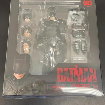 Medi Com Toys Mafex Batman Action Figure