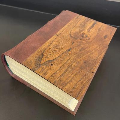Epica 600 Page Leather & Wood Journal