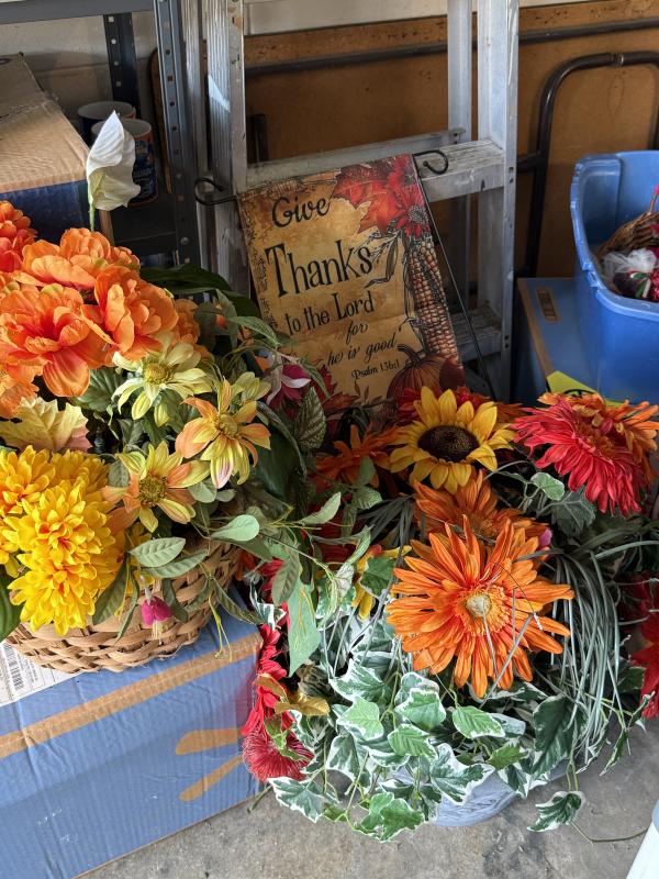 Sale Photo Thumbnail #125