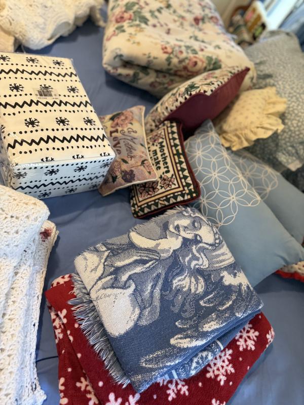 Sale Photo Thumbnail #82