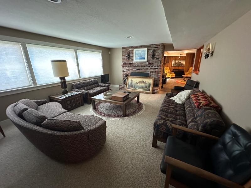 Sale Photo Thumbnail #34