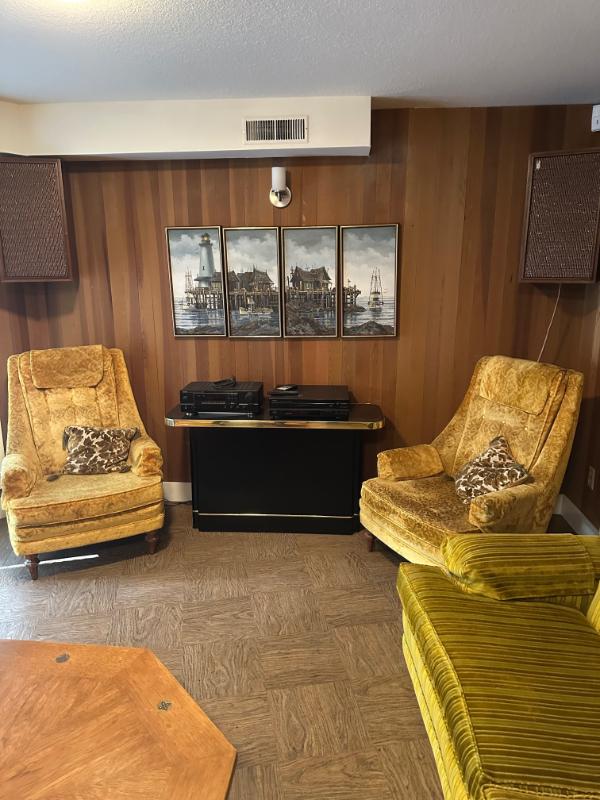 Sale Photo Thumbnail #37