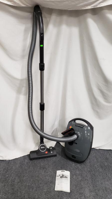 Sale Photo Thumbnail #63