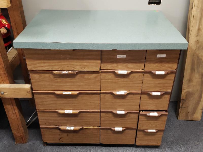 Sale Photo Thumbnail #94