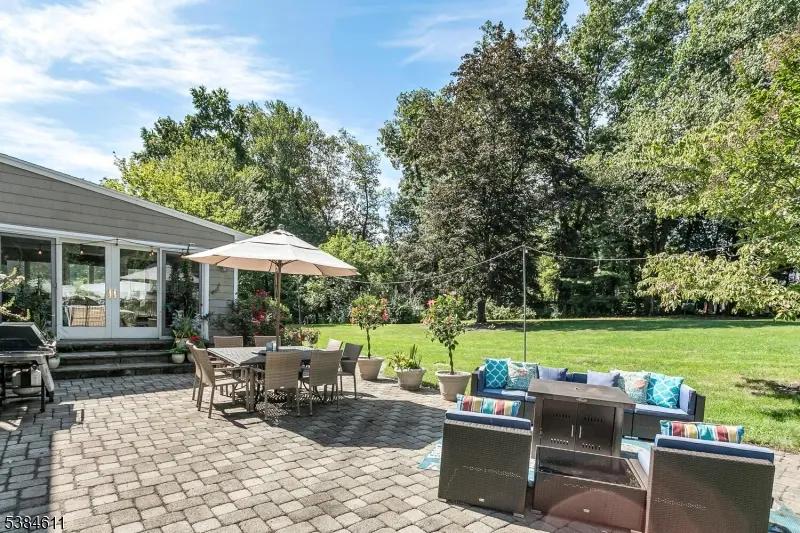 Sale Photo Thumbnail #24