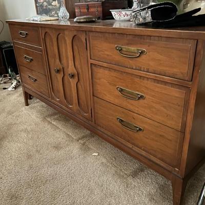 Sale Photo Thumbnail #240