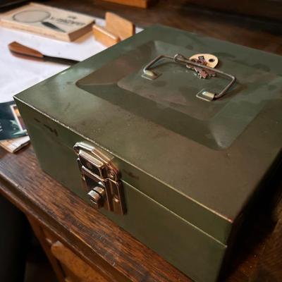 Sale Photo Thumbnail #170