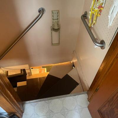 Sale Photo Thumbnail #70