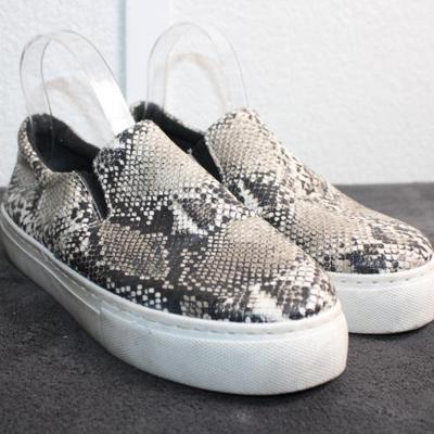 Sale Photo Thumbnail #51