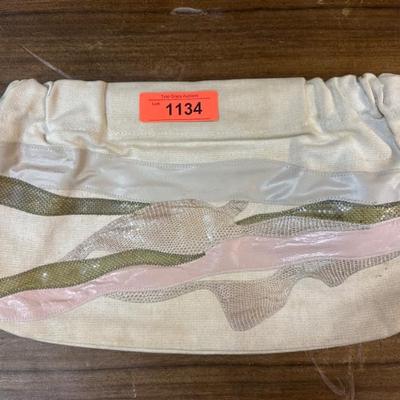 Sale Photo Thumbnail #264