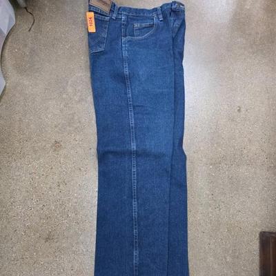 Sale Photo Thumbnail #46