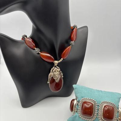 Silver 925 Bracelet Of Red Jasper And Necklace Of Carnelian Beads And Silver 