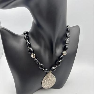 Doug Paulus Onyx And Silver Etched Pendent Necklace 