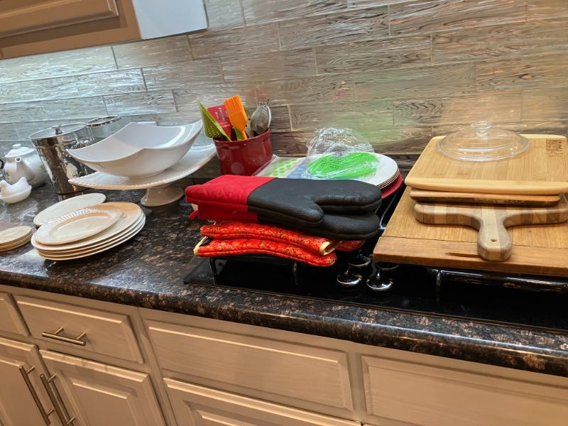 Sale Photo Thumbnail #11