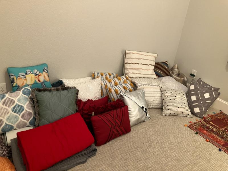 Sale Photo Thumbnail #46