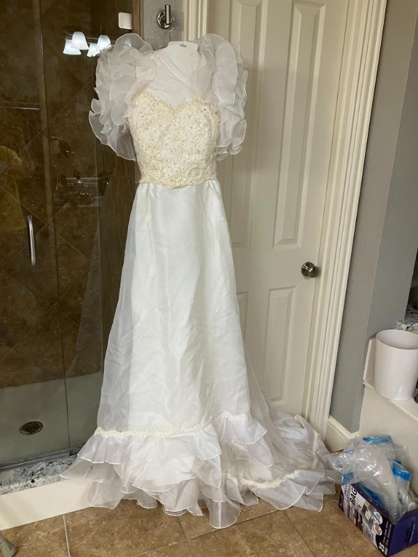 Sale Photo Thumbnail #66