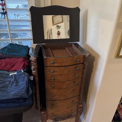 Sale Photo Thumbnail #425