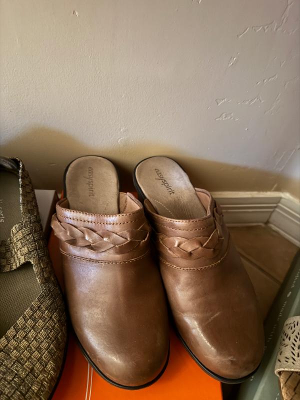 Sale Photo Thumbnail #457