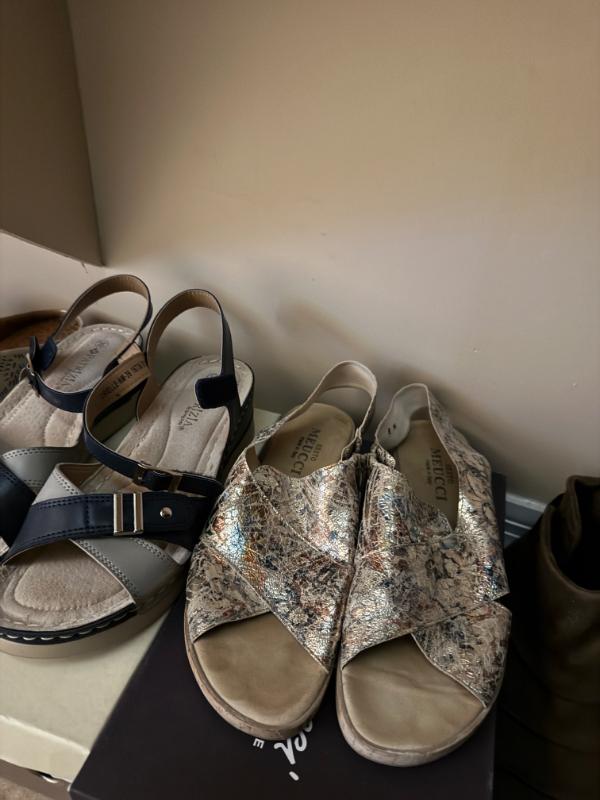 Sale Photo Thumbnail #458