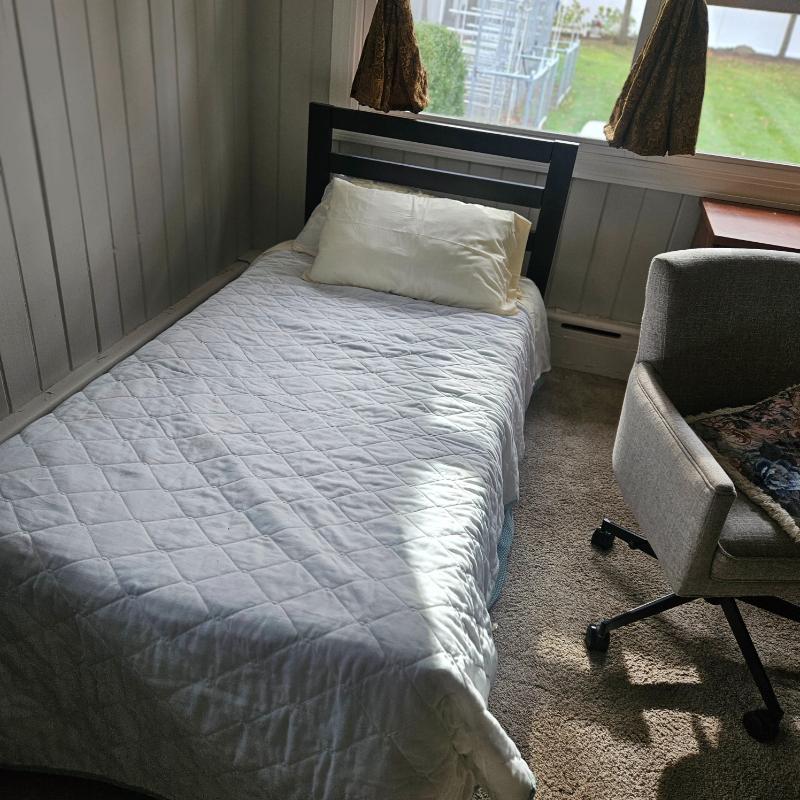 Sale Photo Thumbnail #2