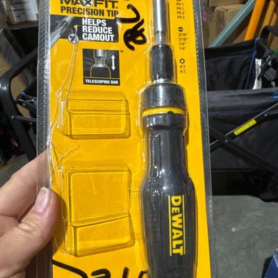 Sale Photo Thumbnail #175