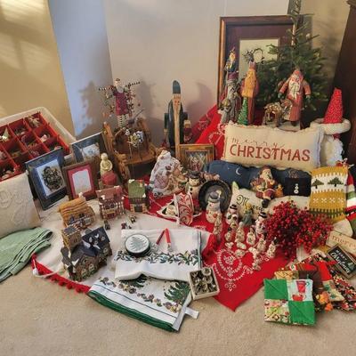 Holly Jolly Christmas (DR)