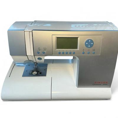 Singer Quantum 9940 Sewing Machine (No Power Cord)