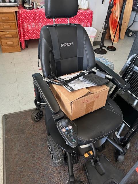 Sale Photo Thumbnail #9