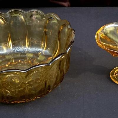 Vintage Anchor Hocking Fairfield Glass Bowl & Pedestal Bowl