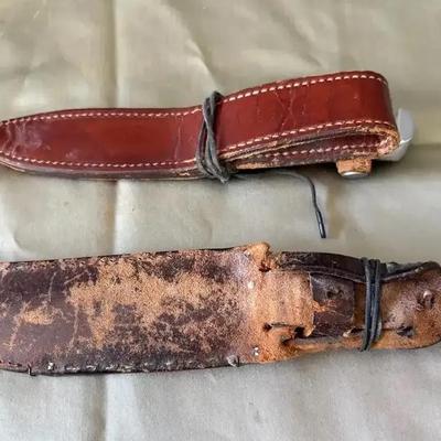 2 Knives w/Leather Cases