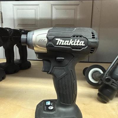 Sale Photo Thumbnail #638