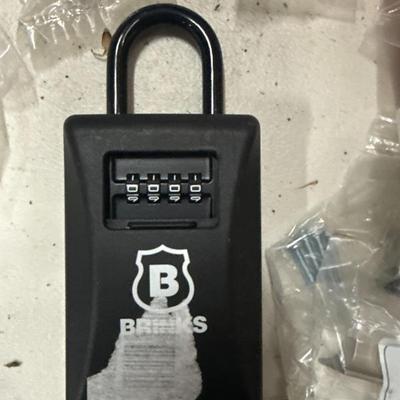 Sale Photo Thumbnail #169