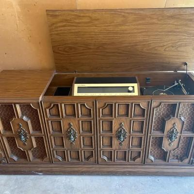 Vintage Curtis Mathes Stereo Console (8-Track Cassette & Record Player)