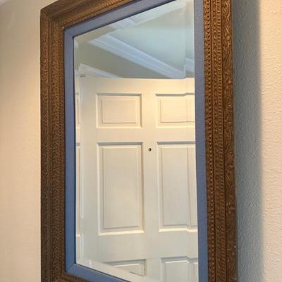 Wall mirror