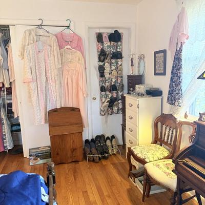 Sale Photo Thumbnail #147