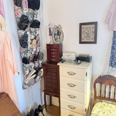 Sale Photo Thumbnail #139