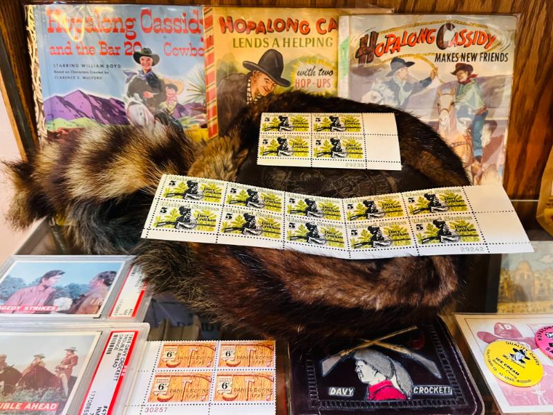 Sale Photo Thumbnail #233