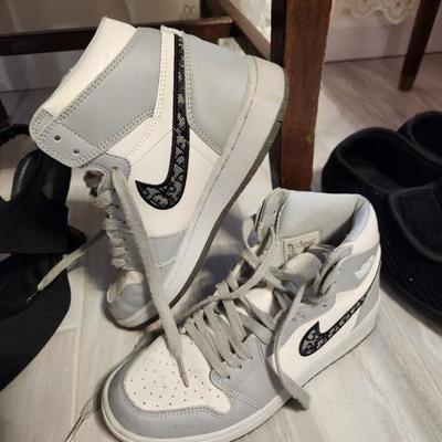 Sale Photo Thumbnail #48