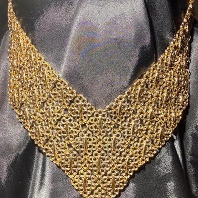 Vintage 1970s Monet “Golden Lace” Filigree Bib Necklace 