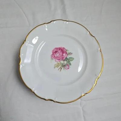 Vintage China Salad Plates In "The Dundee" pattern by Hutschenreuther Selb