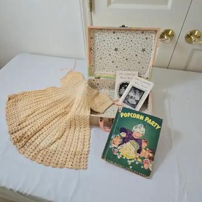 Vintage Box, Madame Alexander Catalogs, Books, And Other