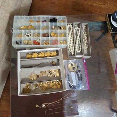Lovely Mystery Lot Of Jewelry