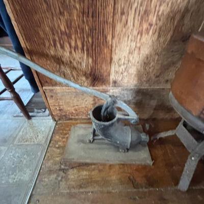 Sale Photo Thumbnail #193