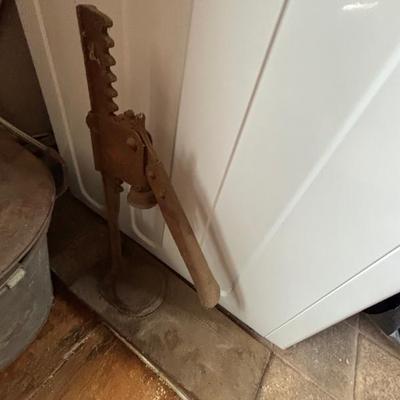 Sale Photo Thumbnail #198