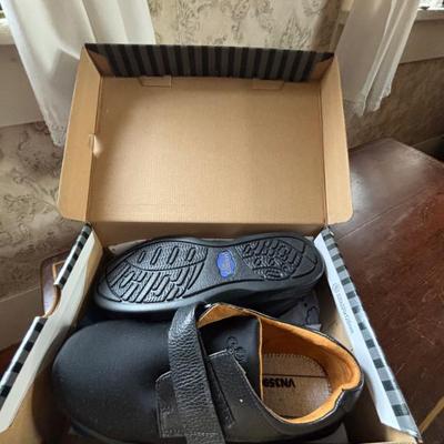 Sale Photo Thumbnail #114