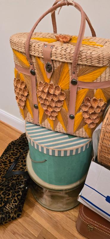 Sale Photo Thumbnail #121