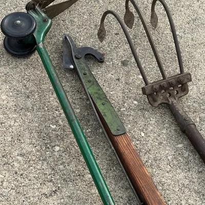  Vintage Yard Tools